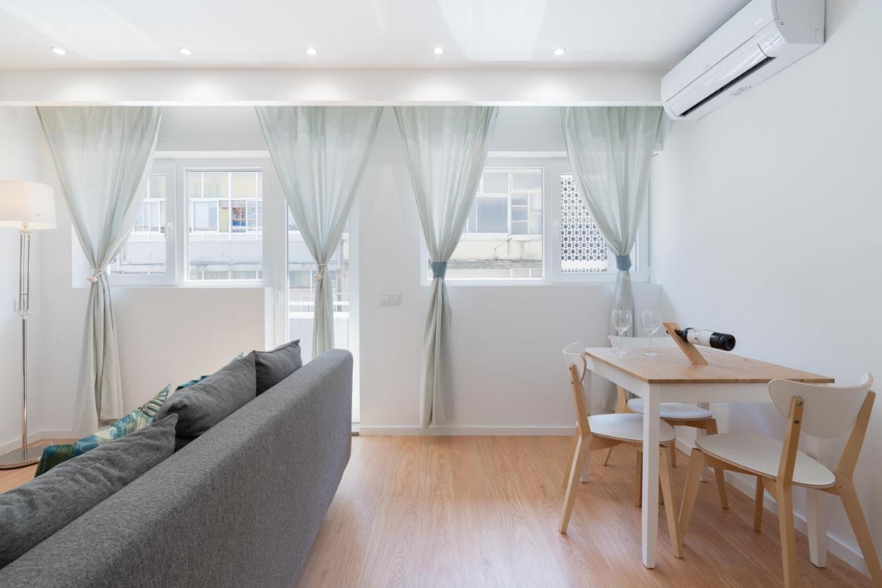 Apartament Sweet Sunny Flat W/ Balcony - Gaia Vila Nova de Gaia Zewnętrze zdjęcie